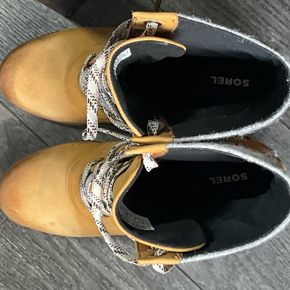 Sorel Lexie Waterproof Leather Wedge Boot - Camel Brown Tan + Grey size 10 - Picture 11 of 13